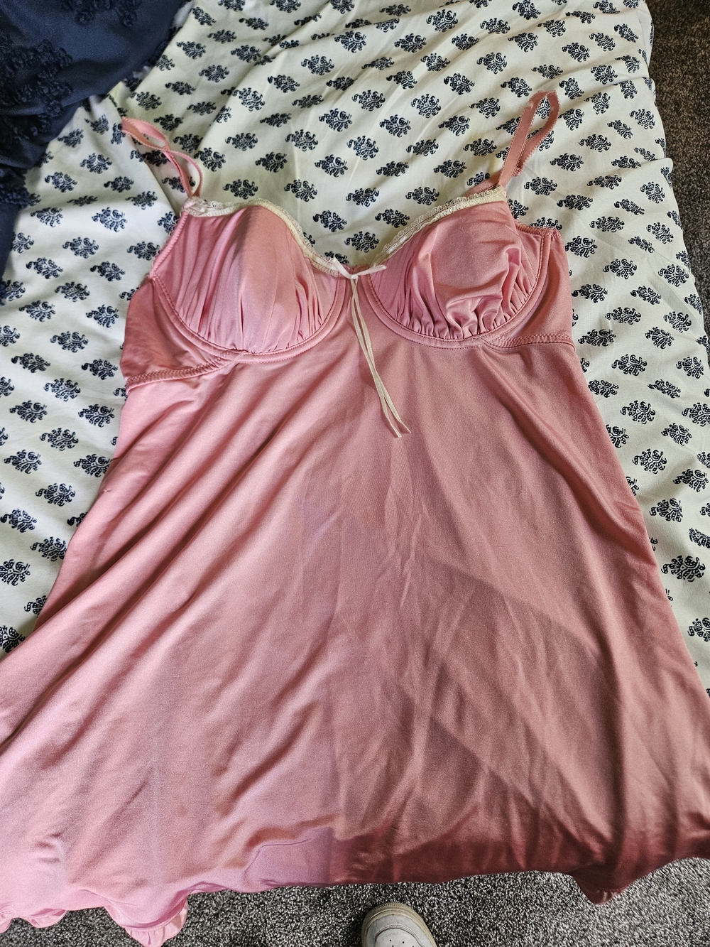 smart & sexy Pink Satin-Trim Chemise